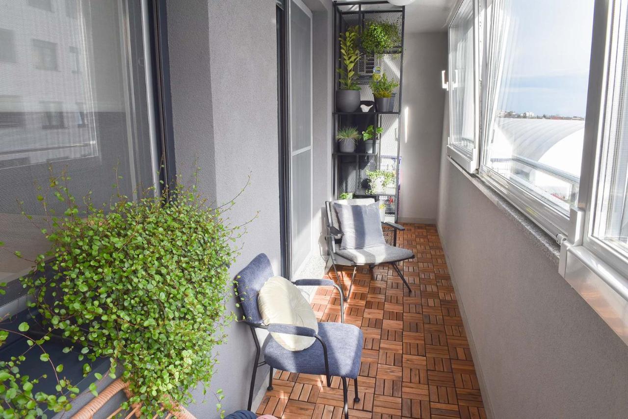 Astra Urban Garden Apartment, 2 Garage Parking Spaces Zagreb Ngoại thất bức ảnh