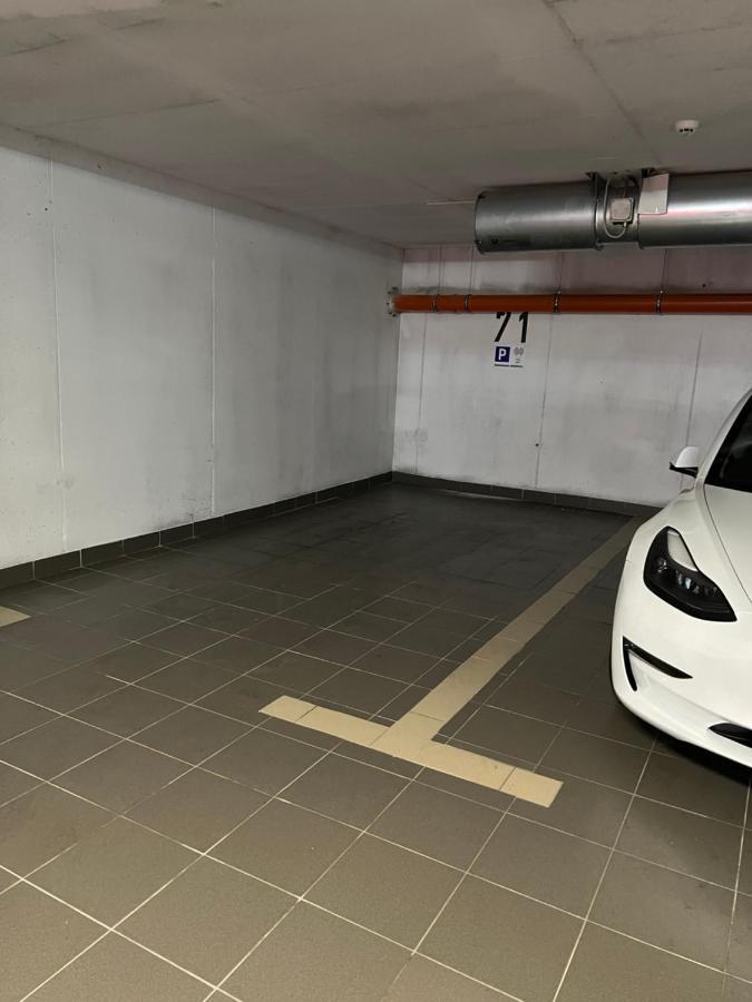 Astra Urban Garden Apartment, 2 Garage Parking Spaces Zagreb Ngoại thất bức ảnh